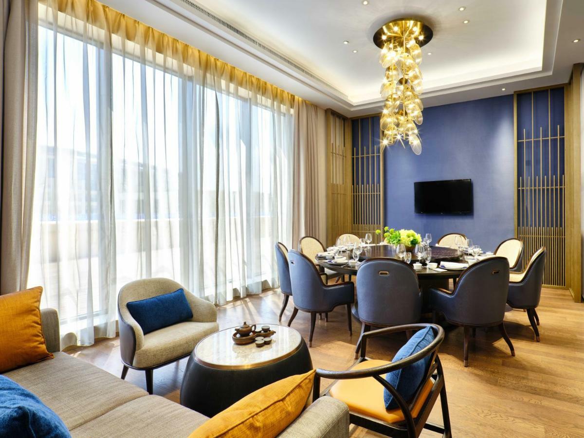 Primus Hotel Shanghai Sanjiagang - Offer Pudong International Airport And Disney Shuttle Exteriör bild