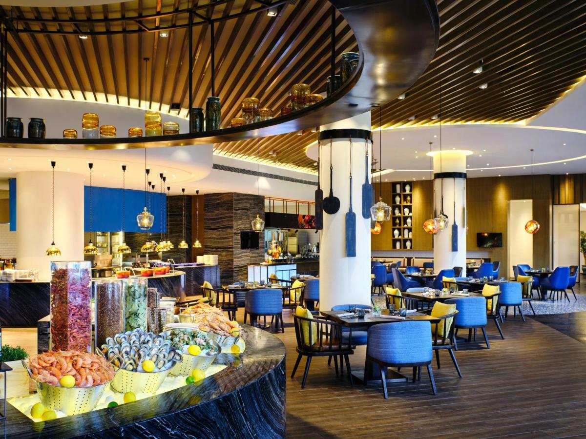 Primus Hotel Shanghai Sanjiagang - Offer Pudong International Airport And Disney Shuttle Exteriör bild