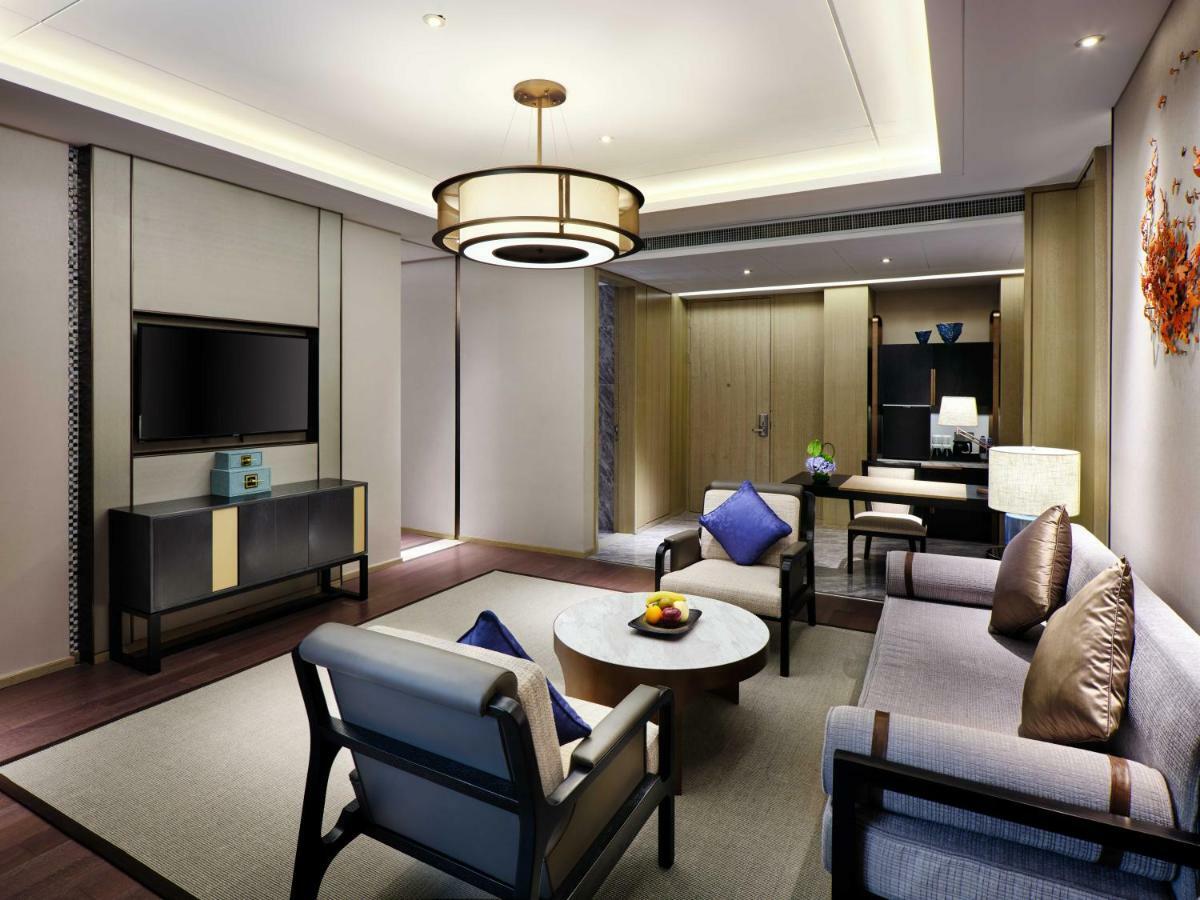Primus Hotel Shanghai Sanjiagang - Offer Pudong International Airport And Disney Shuttle Exteriör bild
